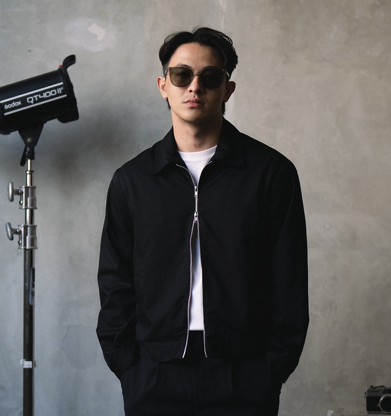 Noir Cropped Jacket