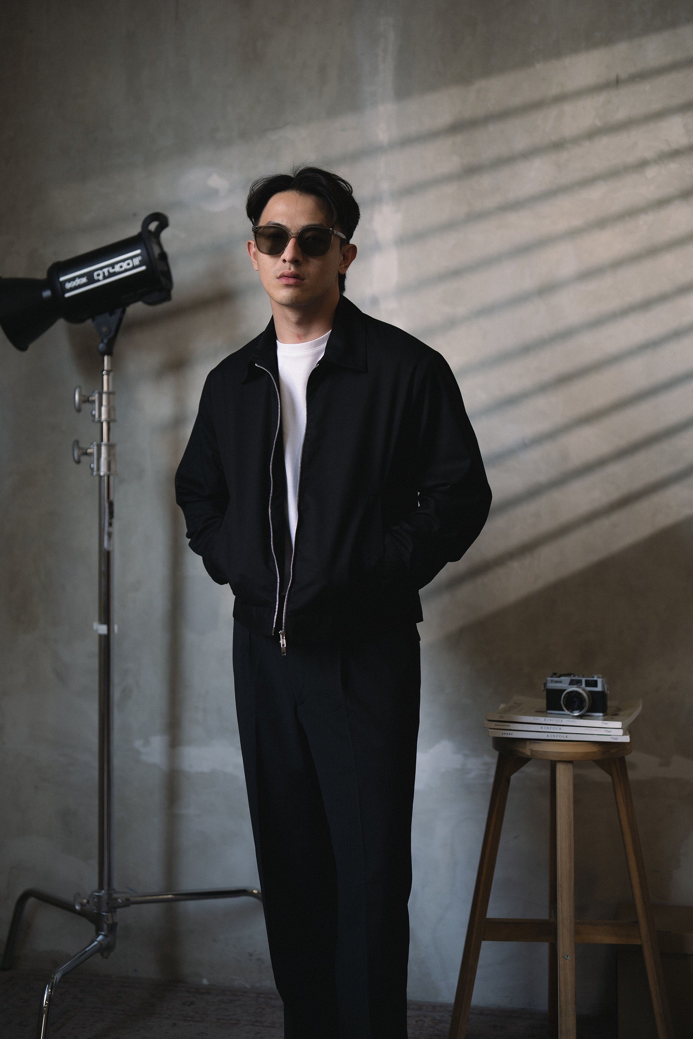 Noir Cropped Jacket