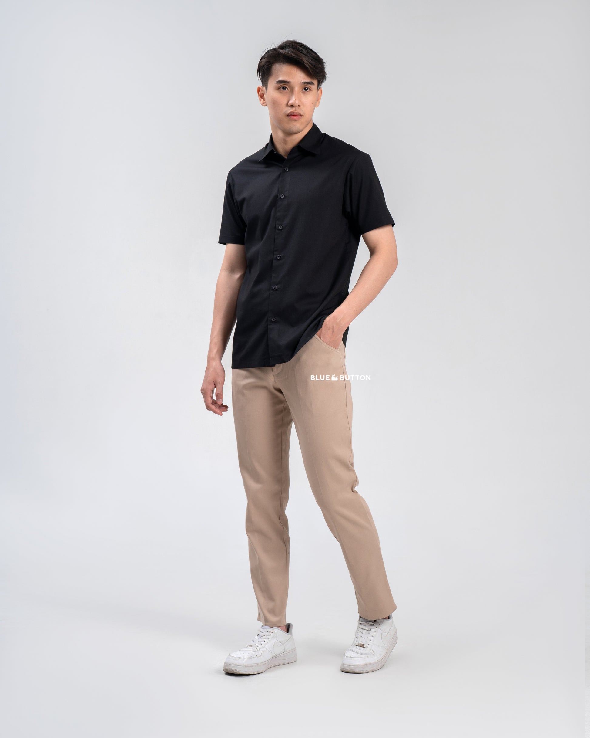 The Regular Chinos - Khaki