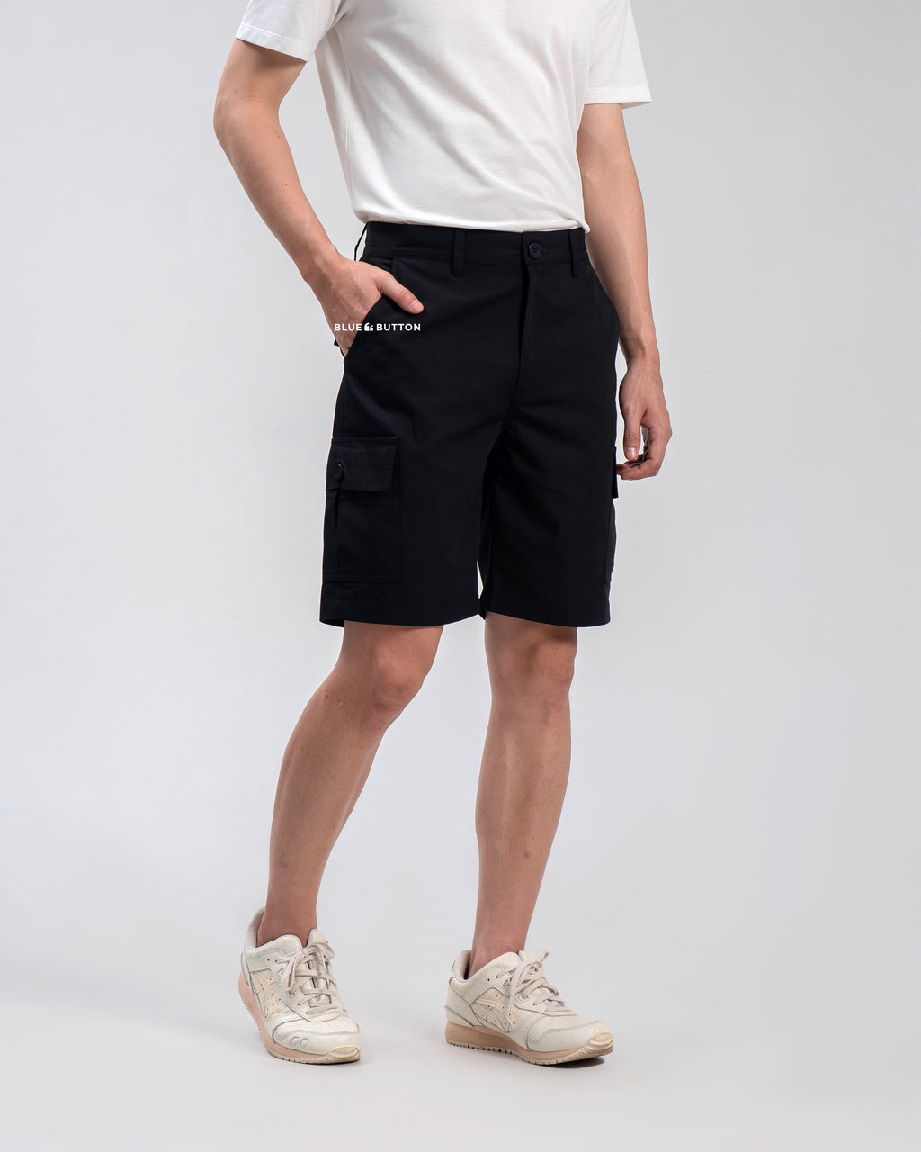 The Cargo Shorts - Black