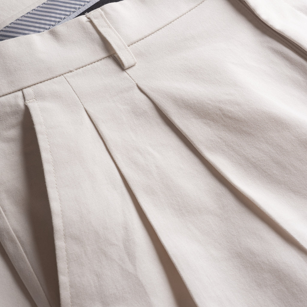 Pleated Chinos