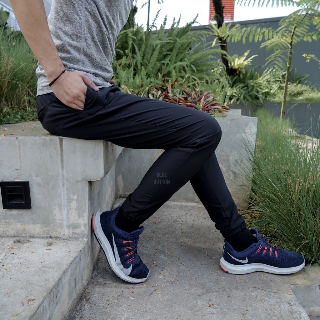 Jogger Pants - Black
